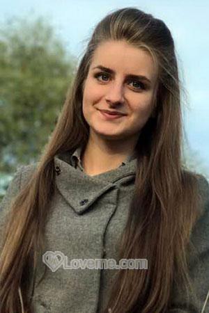 179449 - Alina Age: 25 - Belarus