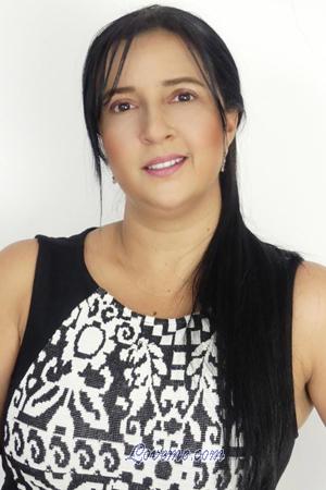 202982 - Nidia Age: 41 - Colombia