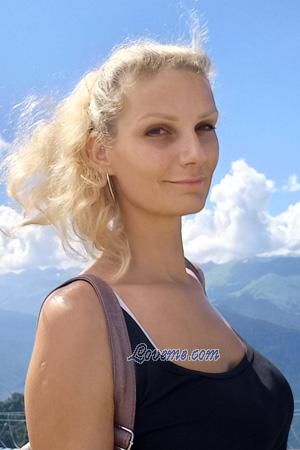 213741 - Anna Age: 38 - Russia