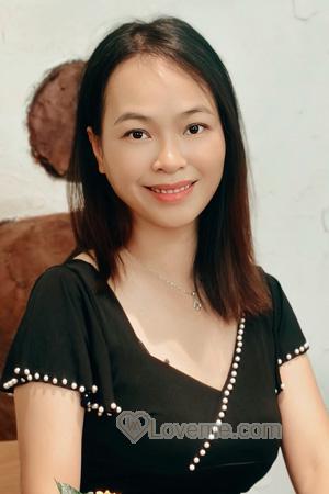 221575 - Amanda Age: 42 - China