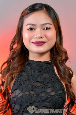 223852 - Jeramae Age: 19 - Philippines