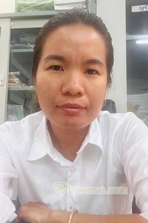 Ladies of Kandal Stueng