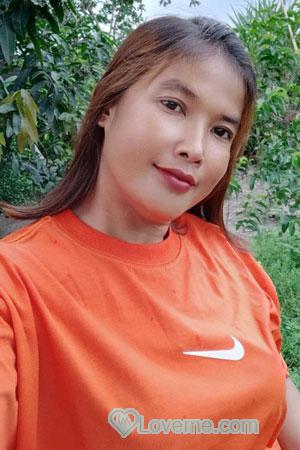 224011 - Puthea Age: 41 - Cambodia