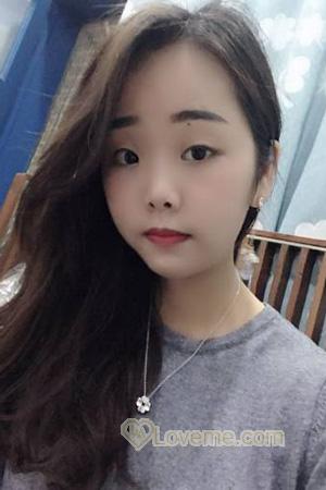 226890 - Yingwen Age: 32 - China