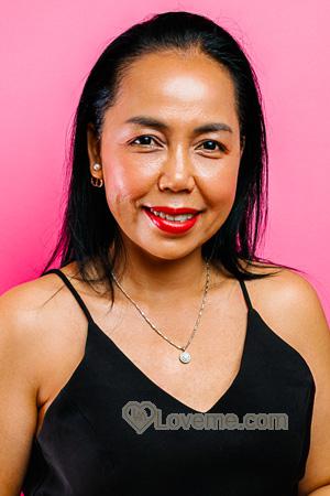 227139 - Oumaim Age: 46 - Thailand