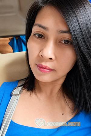 Philippines women