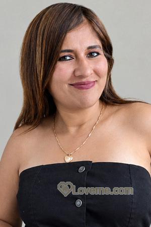 Peru women