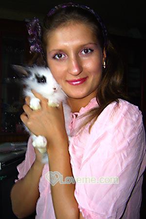 82054 - Anna Age: 25 - Ukraine