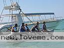 cartagena-women-boat-1104-40